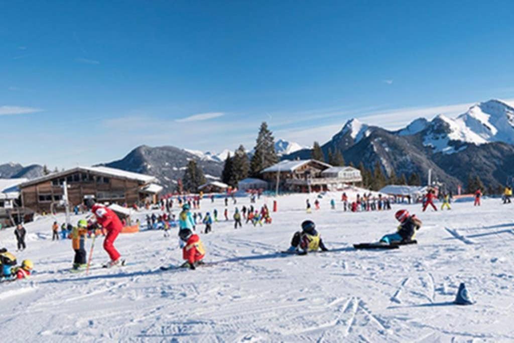 L'Enchalpe, Grand Et Lumineux Studio Avec Coin Montagne 5 Personnes, 60M Des Pistes, Piscine Couverte, Wifi, Grand Balcon Expo Est, Draps Non Compris Saint-Jean-dʼAulps Eksteriør bilde